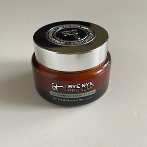 It Cosmetics Bye Bye Redness Cream